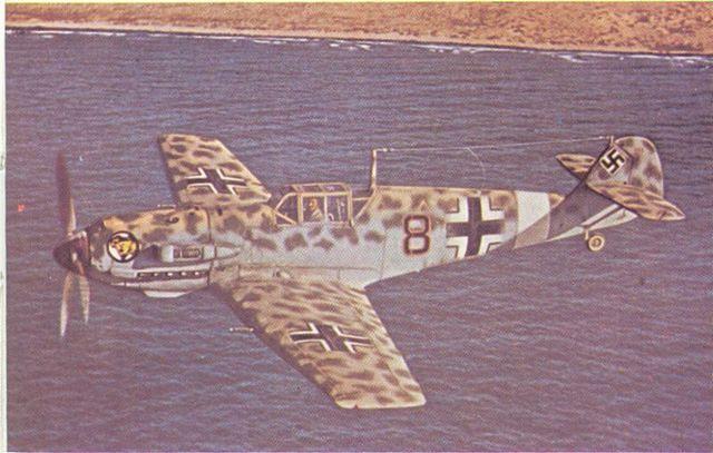 $$Bf109E-4Trop NorthAfrica42-px800