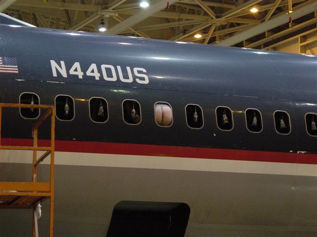 B-737 with a crack