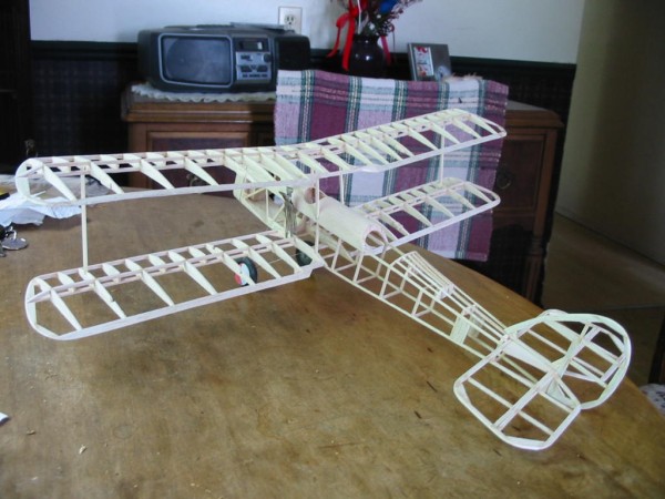 DH-4 015 600 x 450