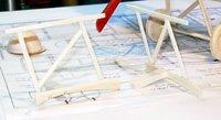 Close up of struts